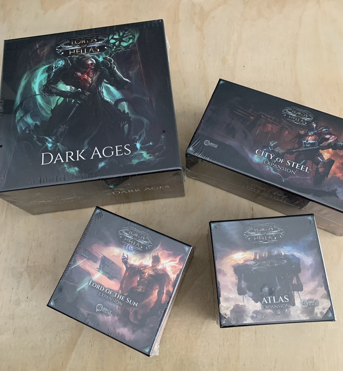 We’ve got a big #LordsofHellas restock! If you’ve been waiting for the 5th and 6th player add-ons -they’re finally in! It’s been a long wait, so if you’re looking to complete your LoH collection, grab them now! #boardgames