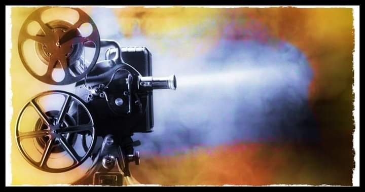 UNA POESÍA PARA CADA DÍA (752), por Nicolás Martínez Cerezo

Recorrerías de pronto todas las películas si alguien extraño te desnudara para comerte a besos de tarta.
