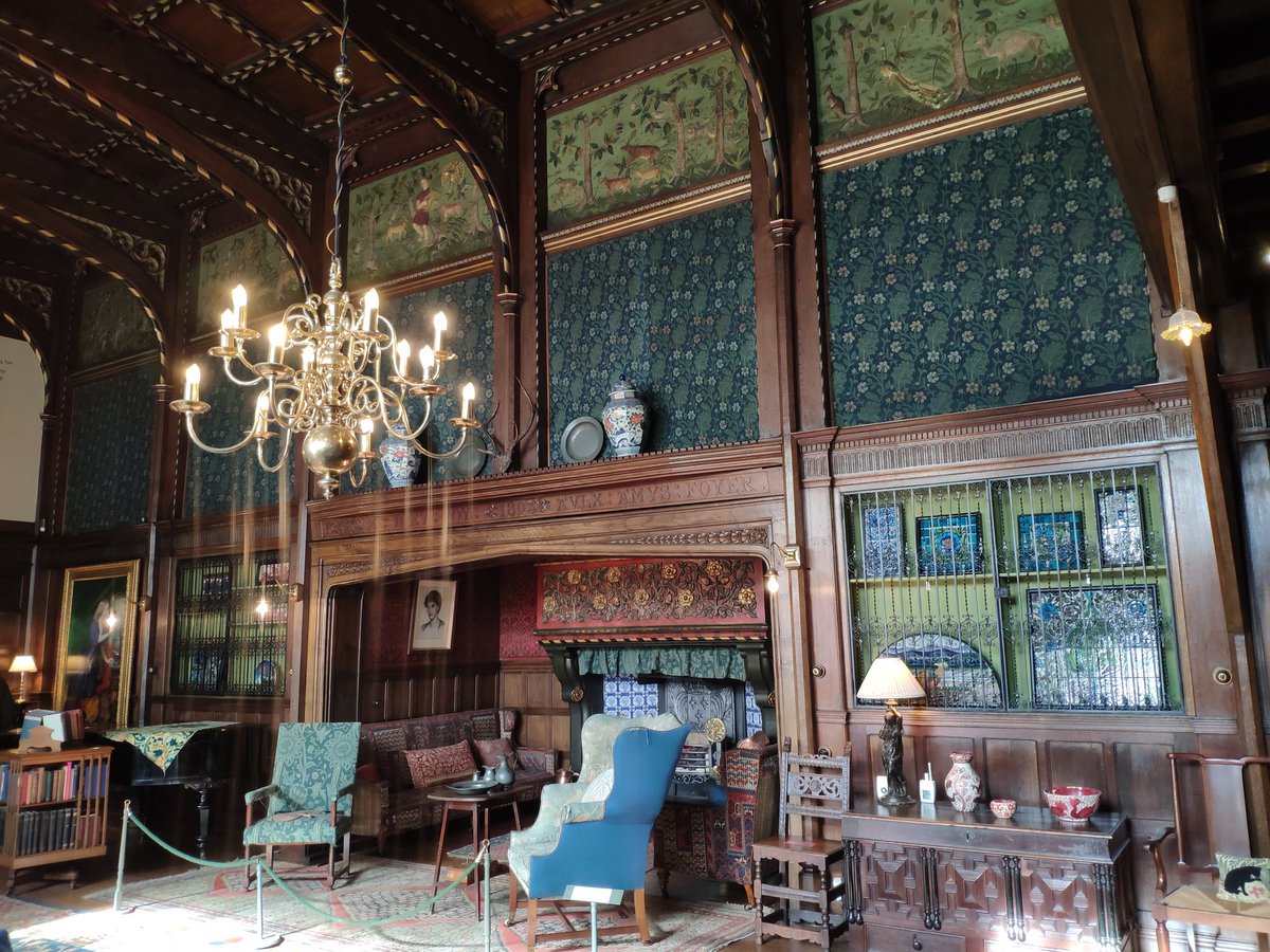 Megthelibraria1's tweet photo. Wightwick Manor, a feast for the senses #wightwick #nationaltrust https://t.co/HoWmPaKCdf