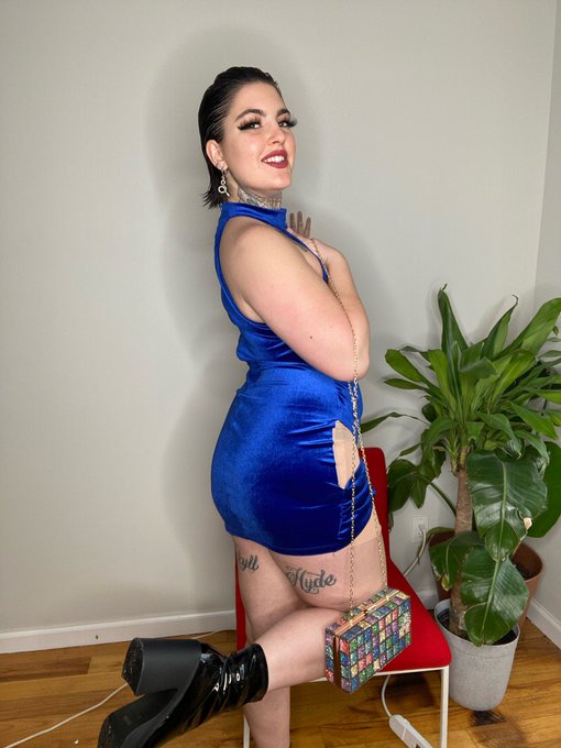 💎💎💎 https://t.co/W0zcHJhY1y