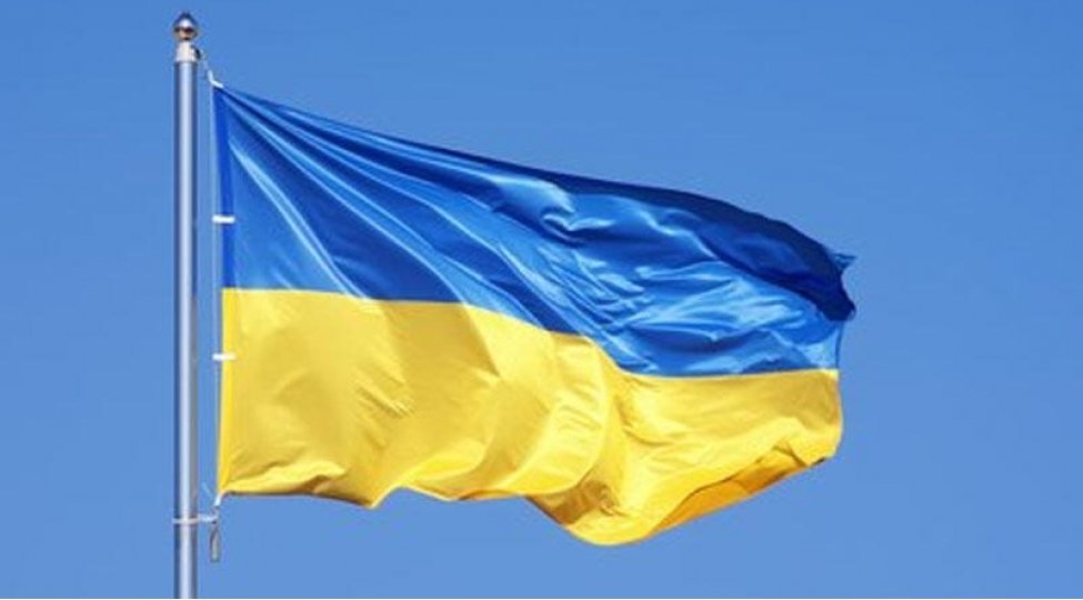 cemresolmazz36's tweet image. We Are With you UKRAINE🇺🇦💙💛 #NASA  #UkraineUnderAttack #VladimirZelensky  @NASA @VladimirZelen10 @VladimirPutiny @ilhamaliyev