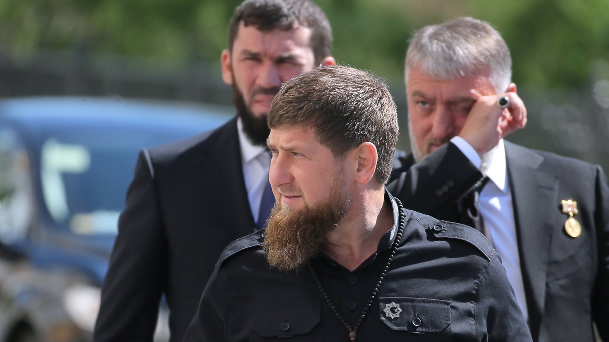 In early 2000s you couldn't have a walk around Grozny without meeting tons of Russian FSB officers building Kadyrov's machine. By late 2000s there were few of them. By mid 2010s there were none. Everything worked perfectly and Kadyrov ousted all Kremlin's agents from Chechnya