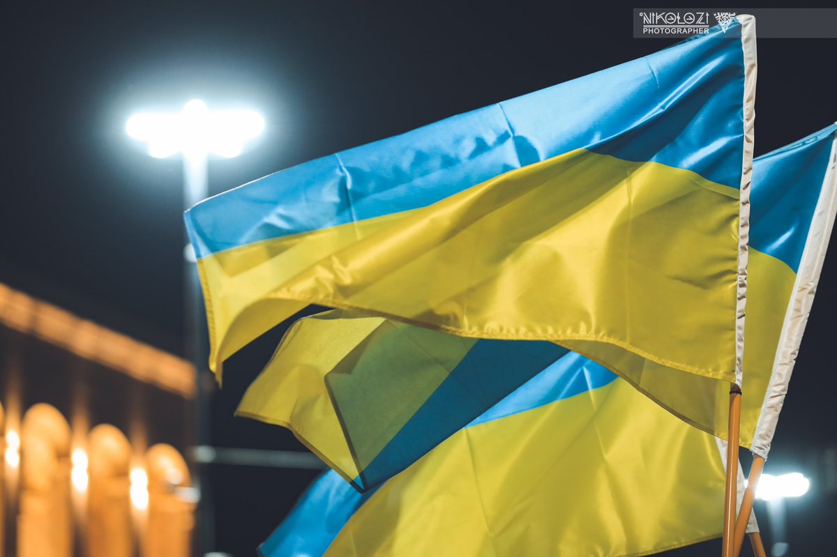 PhNikoloz's tweet photo. Слава Україні🇺🇦🧡

@ZelenskyyUa 🇺🇦🧡✊🏻 https://t.co/7V08IvYYlh