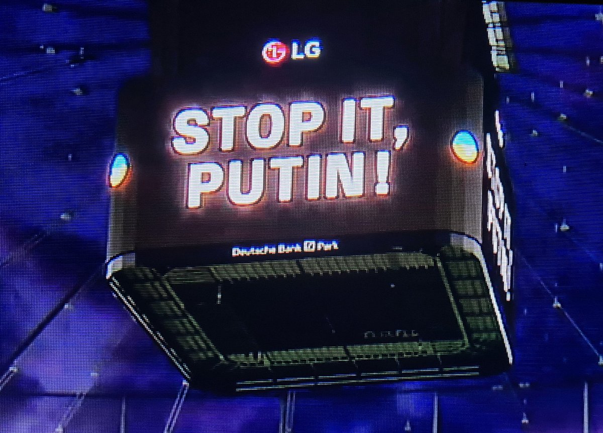 bossiaxbah's tweet photo. Respect and Pray for Ukraine 💙💛🙏🇺🇦 #prayforukraine #ukraine #respectukraine #westandforukraine #StopPutin https://t.co/lBQ6hObgT5