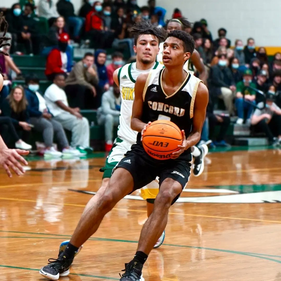 MomOf4Blues's tweet photo. He has come so far individually and as a teammate!! The growth on and off the court has amazed me this season! Some of you know his story and to those who don't, you just don't understand how extremely proud I am. #5IsMine #WeAreConcord #LetsGoSpiders #ThankfulGratefulBlessed https://t.co/JK2N0RByrk