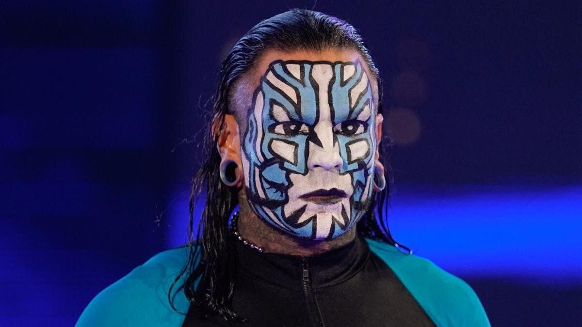 RT @showstoppatv: Who's the best wrestler today with face paint Jeff Hardy, Finn Balor, Darby Allen or Sting? https://t.co/rBX49lrq0D