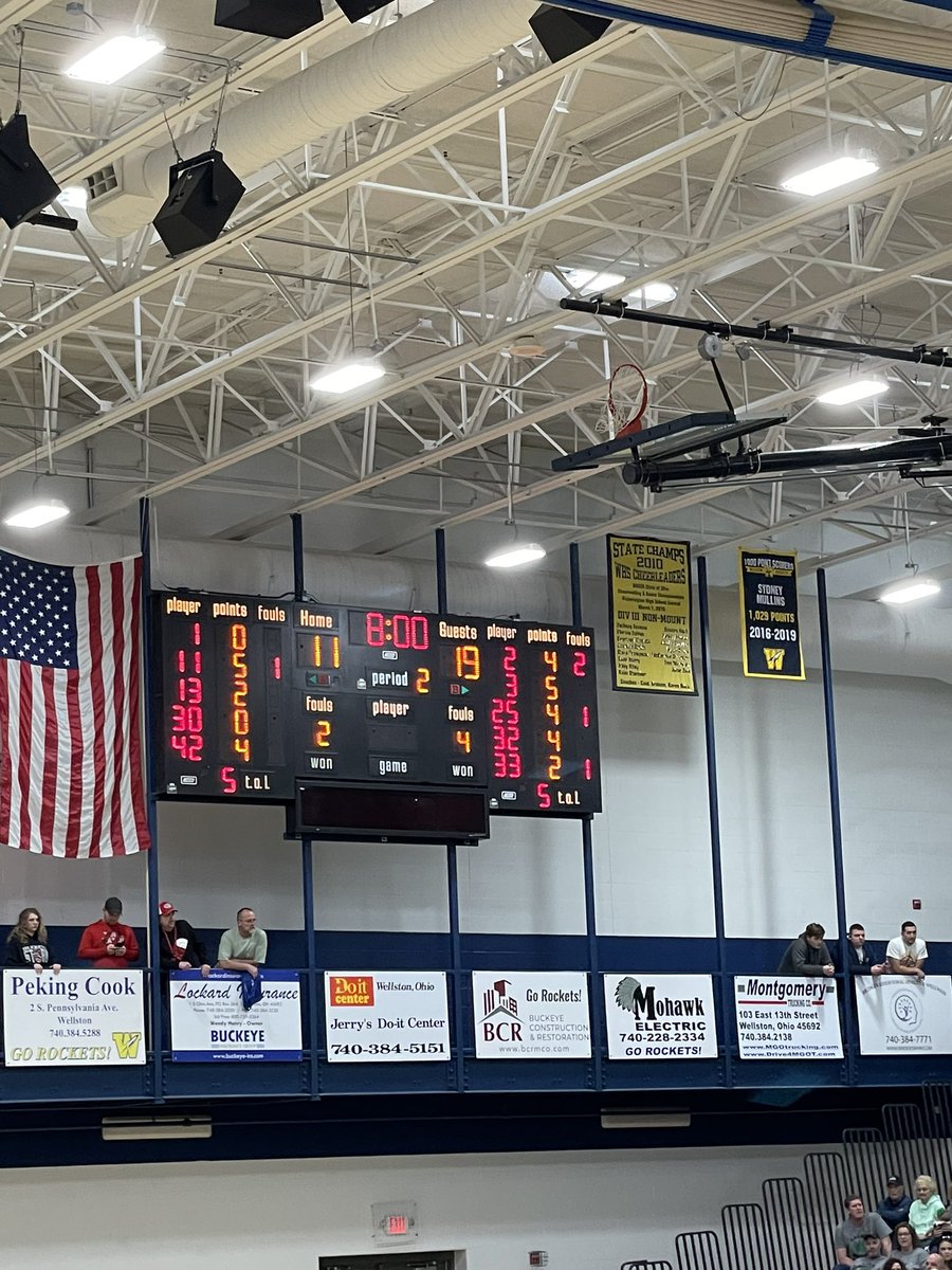 FH_MiddleSchool's tweet photo. At the end of 1 in the SE District semi-final game, the Lancers lead Western 19-11 https://t.co/D40cam4vUi