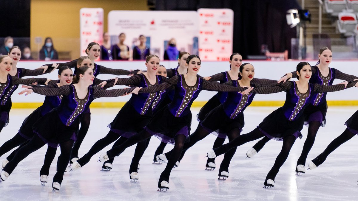 SkateCanada's tweet photo. After the Intermediate Free Program 1 // Après les intermédiaires - programme libre 1
1. Nexxice Intermediate, 37.12
2. Team Unity, 31.43
3. Meraki, 31.37
📸 @DanielleEPhoto
#Synchro22 #CreatingHistory #CréerlHistoire https://t.co/3qOhL1c2rX