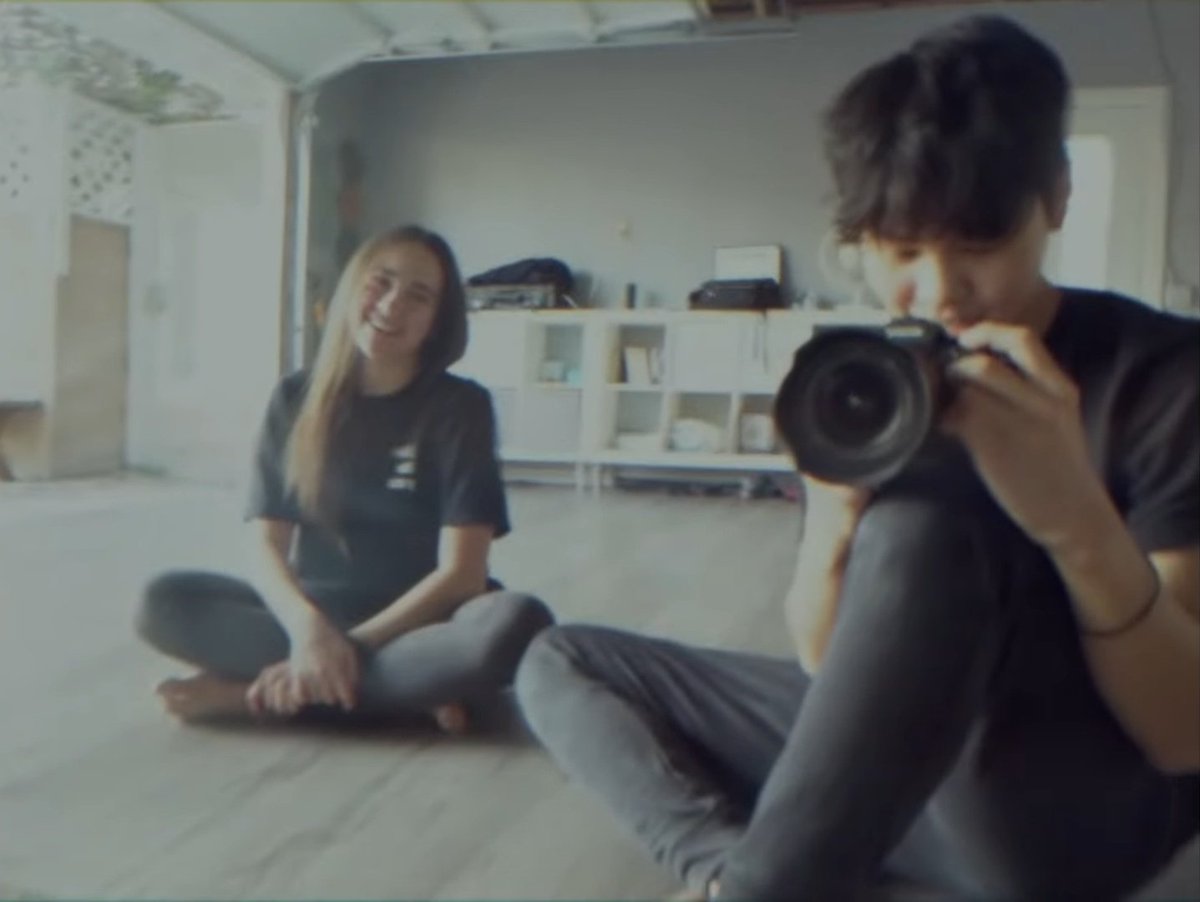 MariTheLight's tweet photo. Fear and acceptance is my favorite scene from TWO
It was really nice to see the process of it being created and the story behind it
And also just seeing s&amp;k having fun and dancing with each other warmed my heart :) https://t.co/qQlI8XT3Go