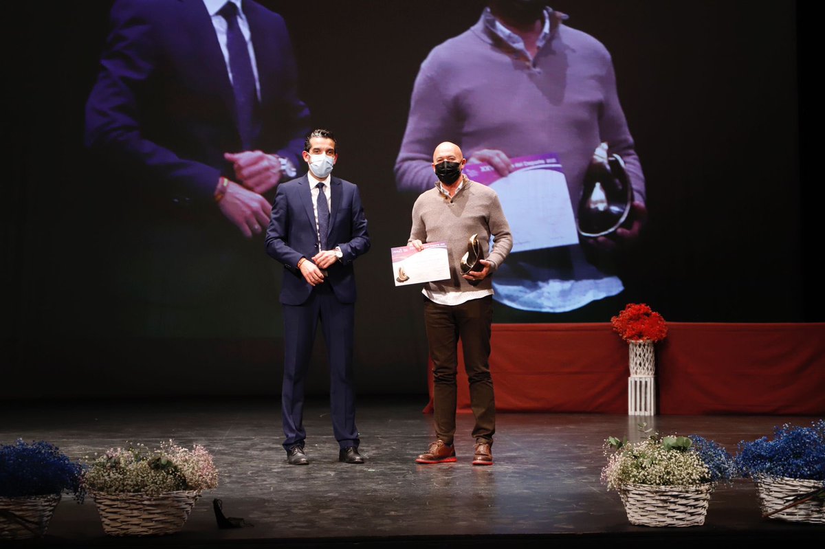 DeportesLorca's tweet photo. 🏆 Mención especial para Cristian Tudela
 
➡️Jinete profesional en la disciplina olímpica de doma clásica, compite en élite internacional, obteniendo en el año 2021 excelentes resultados. 1º clasificado en el Grand Prix de Dinamarca y 2º clasificado en el Grand Prix de Bélgica https://t.co/FLuLiP6usV