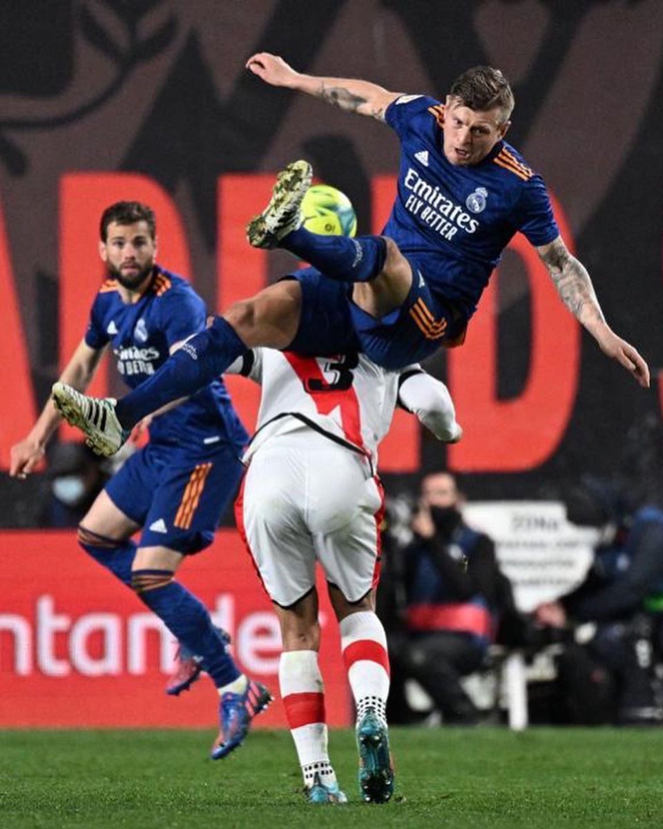 important victory, however, you see once again how unimportant football is. I would never have believed that such a thing is still possible today... my thoughts are with all the innocent victims of this war and those who are currently living in big fear.