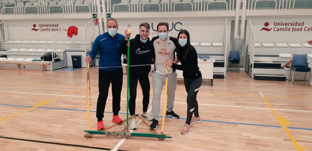 msaludandperfor's tweet photo. Que satisfacción seguir aprendiendo cada día nuevas formas de mejorar la salud de los que nos rodean. Gran fin de semana en el MUENS de @CCAFyD_UCJC @universidadcjc https://t.co/seduZ26QPZ
