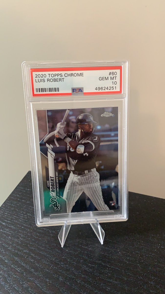 If MLB strikes a deal by the end of this weekend I’ll give away a Luis Robert Chrome PSA 10 to one random person that retweets. Must follow and retweet to enter! ⚾️ Tag your friends!