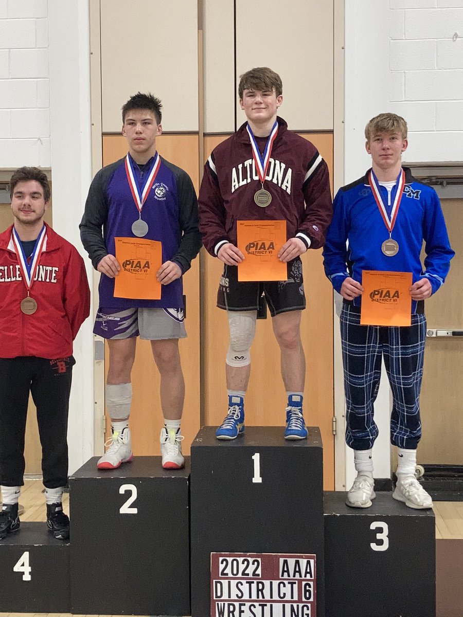 D6 Champion at 152lbs Luke Sipes!  <a href="/altoonastrength/">Altoona Speed and Strength</a> <a href="/LionsMt/">Mt. Lion Maniacs</a> <a href="/AASDSuper/">AASD Superintendent</a> #AltoonaProud
