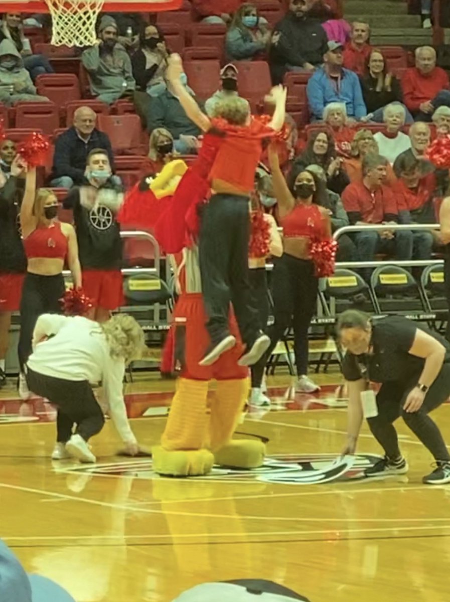 Bre0725's tweet photo. #WeFly #ChirpChirp https://t.co/ACmJGV3rGg