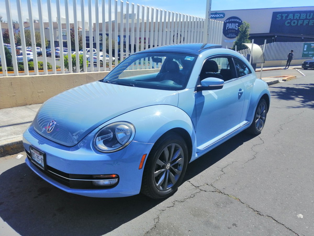 AlfonsoLimn4's tweet photo. @Volkswagen_MX @Salvado00885528 Me encanta el color, les comparto el mío #NewBettle https://t.co/kgIqim5r0c