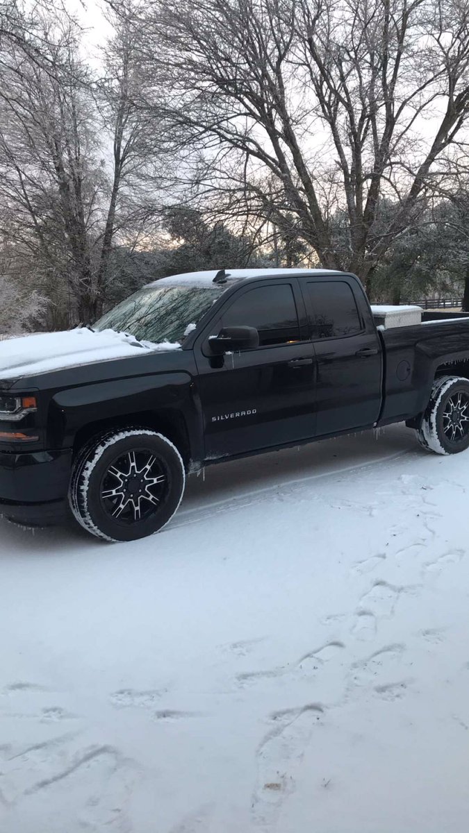 bshuck00's tweet photo. @ChevyTrucks https://t.co/AtepWt0VTW