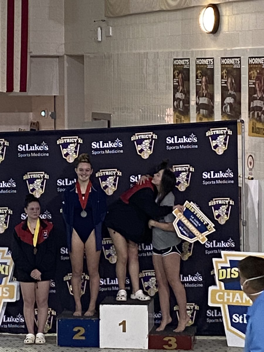 HUGE congratulations to our divers for their stellar performances at districts! Shout out to Nicole for placing 3rd and Leah for placing 7th❤️❤️❤️!!!!! #icon