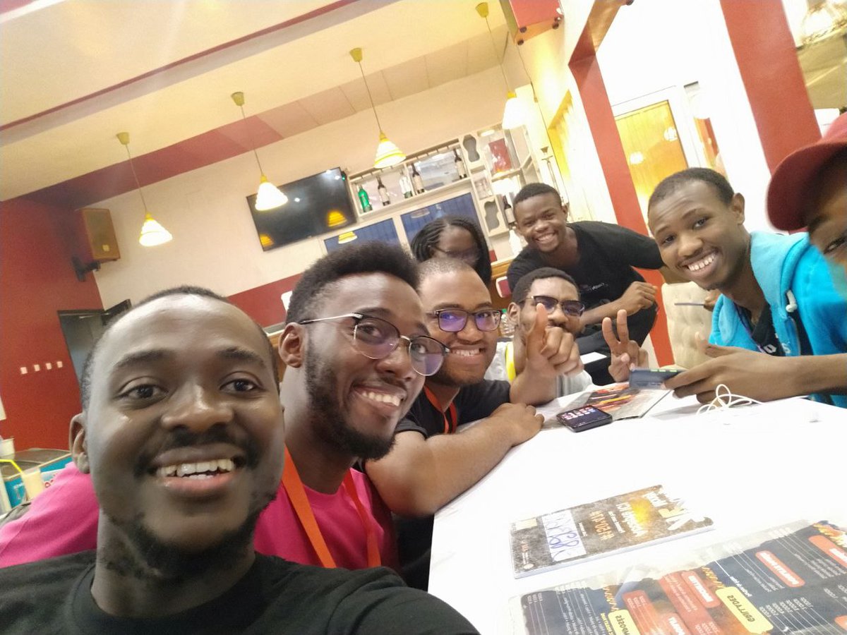 Boris_Gauty's tweet image. great first day of #FlutterFestivals 🤗

#Flutter
#CaParleDev
