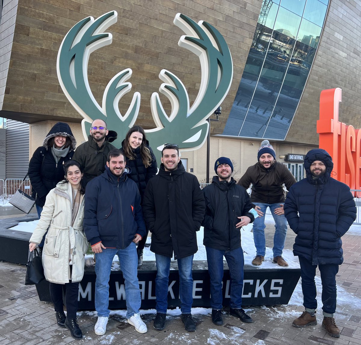 ΛNTONIS tweet media