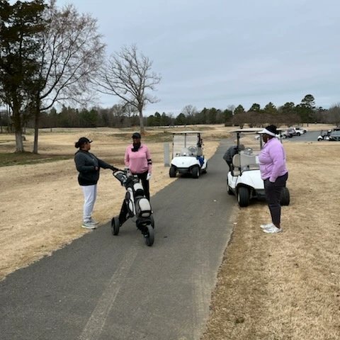 aperfswing's tweet photo. We had an awesome #Saturday morning of #golfdrivingrange practice and play Sunset Hills GC!! Thank you for hosting Stracy! Thank you for the great #CustomerService
Jeff and team!
#aperfectswing #cltgolf #golfclt #charlottegolf #fairwaysforall #growingthegame #InviteHer https://t.co/xHZoaPtEmO