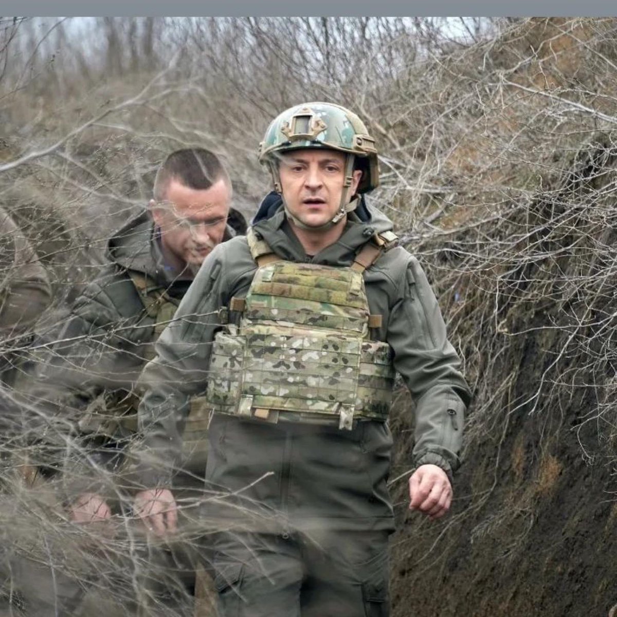 Bigdaddymp's tweet photo. ‘I NEED AMMUNITION NOT A RIDE’ We are proud of President Zelesky to his respond to the western leader on offering him to evacuate and leave his country behind, be blessed Mr President🇺🇦🙏🏿🙏🏻 https://t.co/n4PHa8hONt