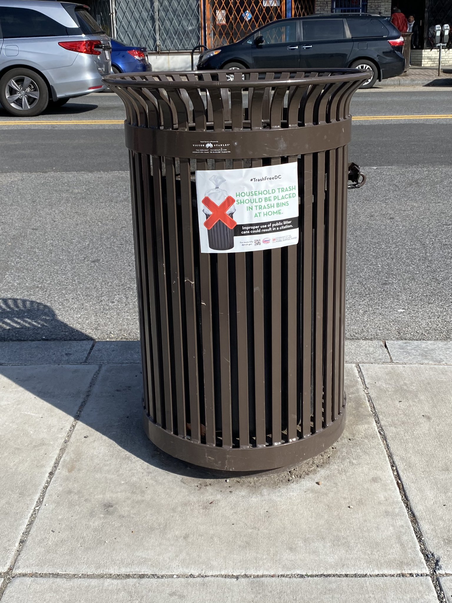 Kent Boese I Ve Started To Notice This Psa Posted On Many Of Our Local Public Litter Cans I Consistently See A Lot Of Household Trash Placed In The Cans Curious