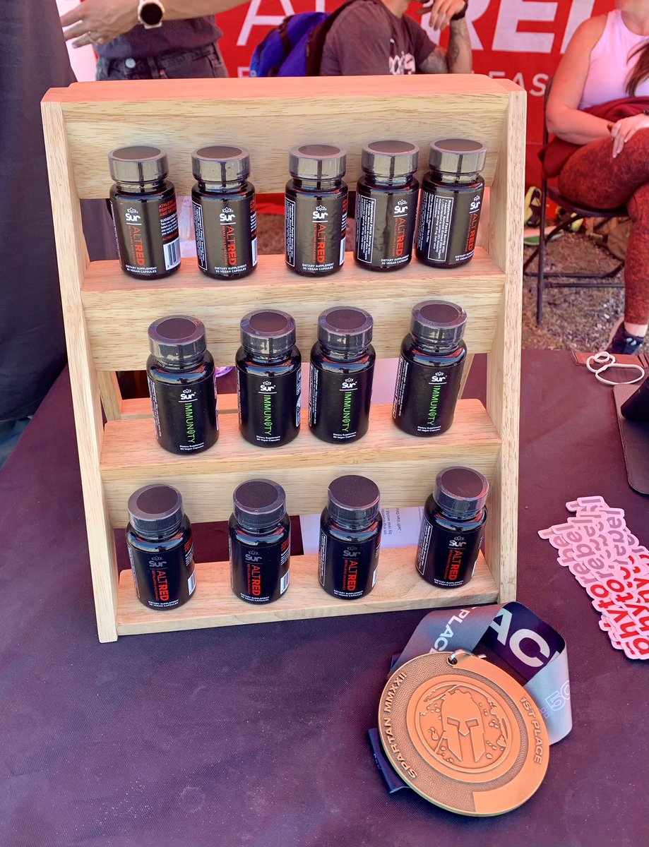 GroundPoundr11's tweet image. It was great hanging and racing  with fellow @SurPhyto Teammates at the @SpartanRace Jacksonville! Come by tomorrow and say hello! Congratulations to @XAVIERJOEYJOE crushing his race! #SpartanRace #OCR #Endurance #Athlete #Betalains