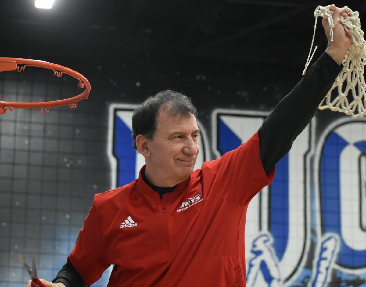 Seth_Staskey's tweet photo. Scooter Tolzda has made the climb to the top of the ladder to cut down a district championship six times in his career and now 5 of the last 6 years. He's won district titles at 3 schools (Beallsville, Meadowbrook &amp; UL). https://t.co/hQFY1uXVYl