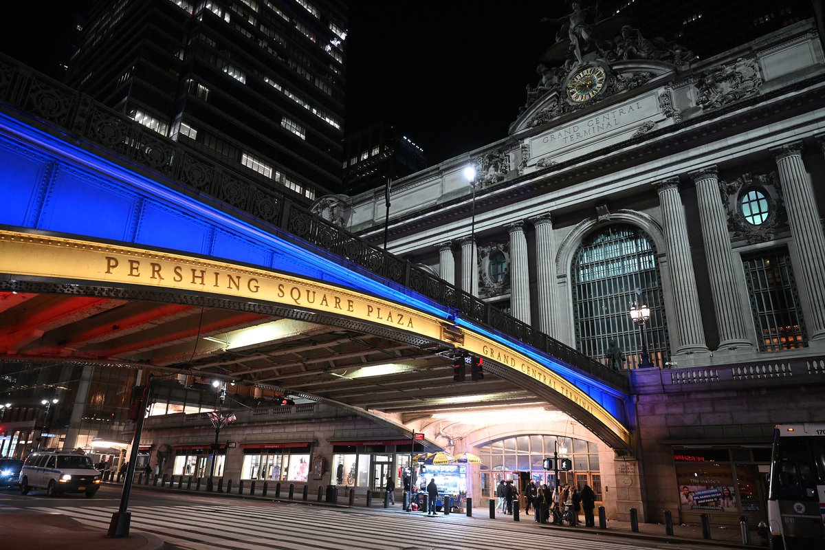 emiliainnyc's tweet image. New York stands with @Ukraine🇺🇦