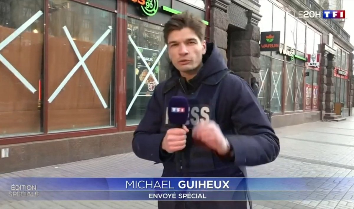 ChChiroux's tweet photo. #GuerreUkraine 
Ils prennent des risques pour nous informer🎥 Les Reporters de @TF1Info @LCI au coeur des combats.
@LiseronBoudoul @MichaelGuiheux @FlorianLitzler #MichelScott
#FlorianLeGoic #AlixPonsard @gilles_parrot #GuillaumeAguerre
@bixente_hacala https://t.co/ZcGil6oFGT