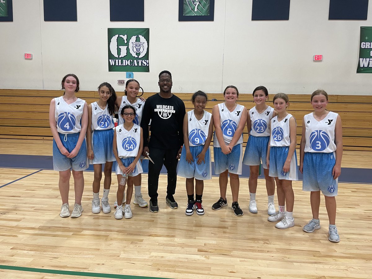 coryfelton's tweet photo. The greatest thing about life is when you help others around you. Volunteered to coach loved every minute! #underscouted #family https://t.co/nxjWePwFqT