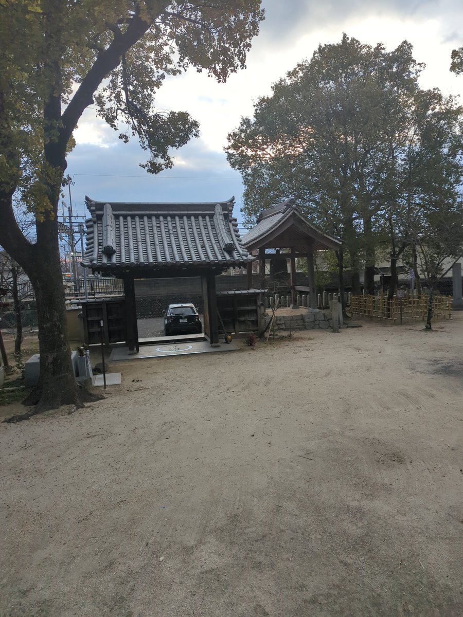 おはようございます。
今日も大変寒いです。