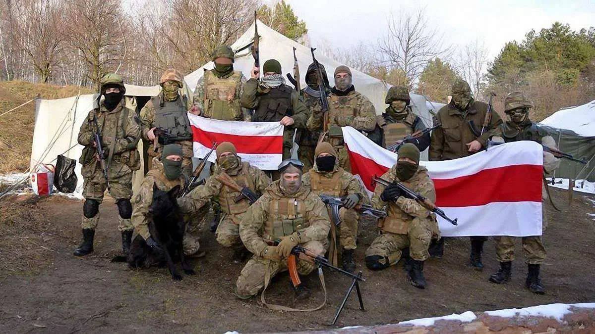 WarNewsPL1's tweet photo. Białoruscy ochotnicy walczący po stronie Ukraińskiej. 
#UkraineWar https://t.co/aGRO4I7UYL