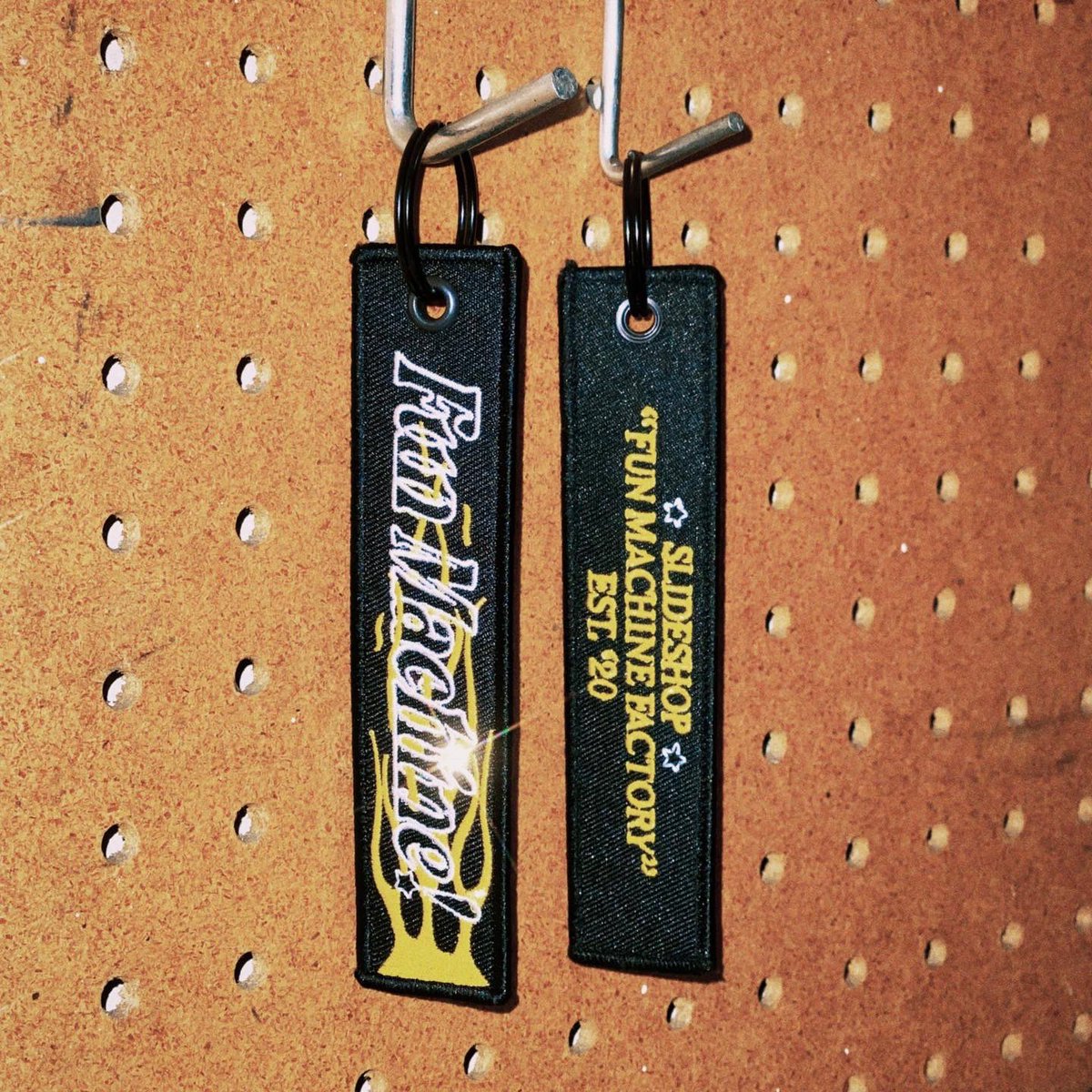 slide_shop's tweet photo. LINK IN BIO https://t.co/I2kS0Eb7Cd