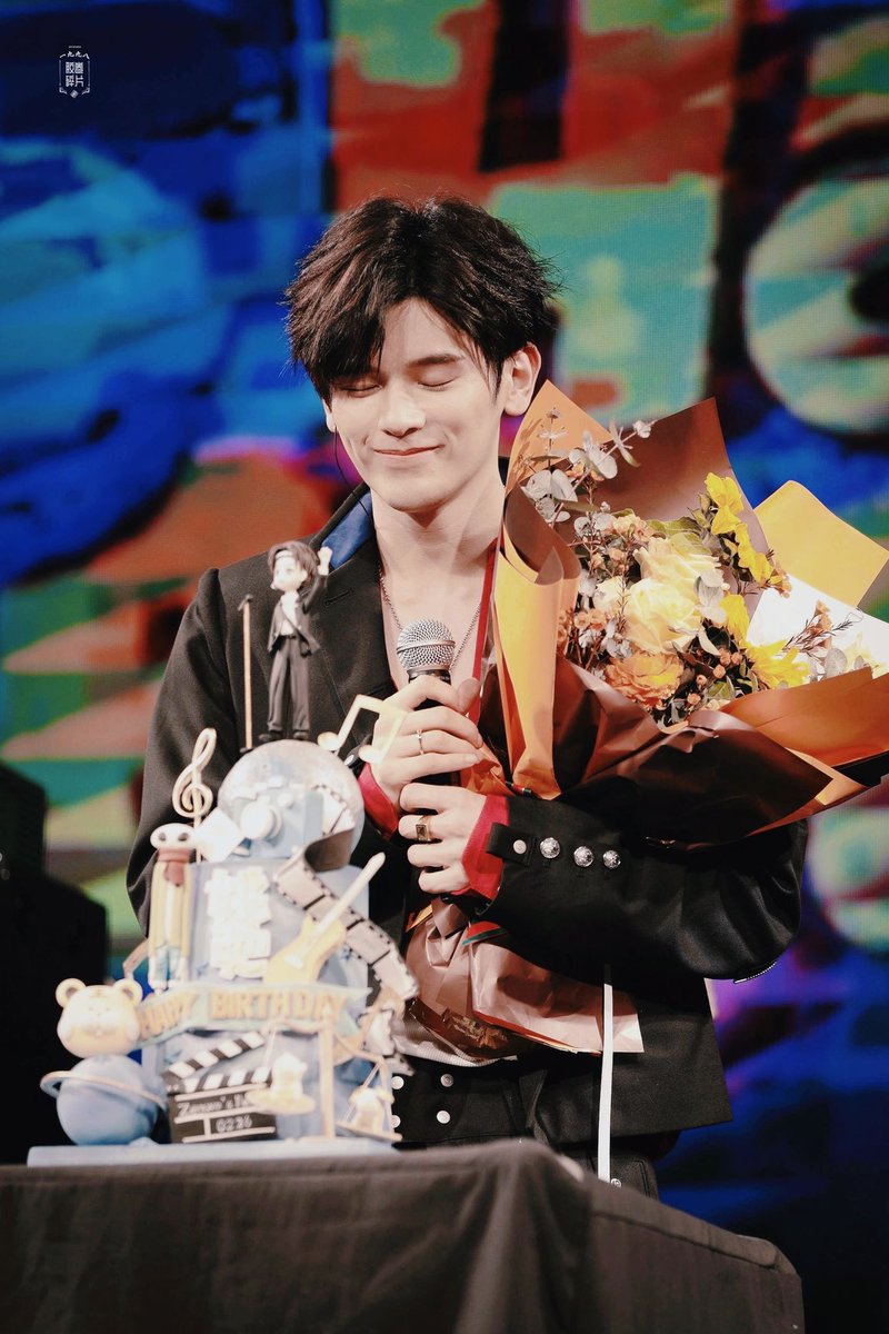 1998Zeawo's tweet photo. 220226 Birthday Party🎂 https://t.co/Q0ZzI0bjDz