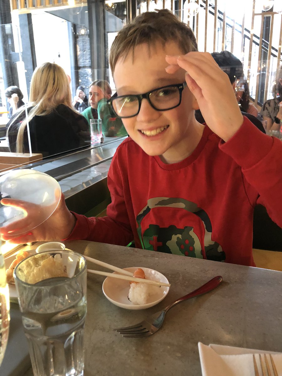 SmithSmithl28's tweet photo. Fab wee afternoon treating the birthday boy- clothes shopping, Yo Sushi and obligatory stop at the Lego shop…the best day, awesome, fantastic, brilliant, unimaginable, incredible, unthinkable, great, amazing were all the words that he kept using to describe today 🥰. https://t.co/Pk4G9STNob