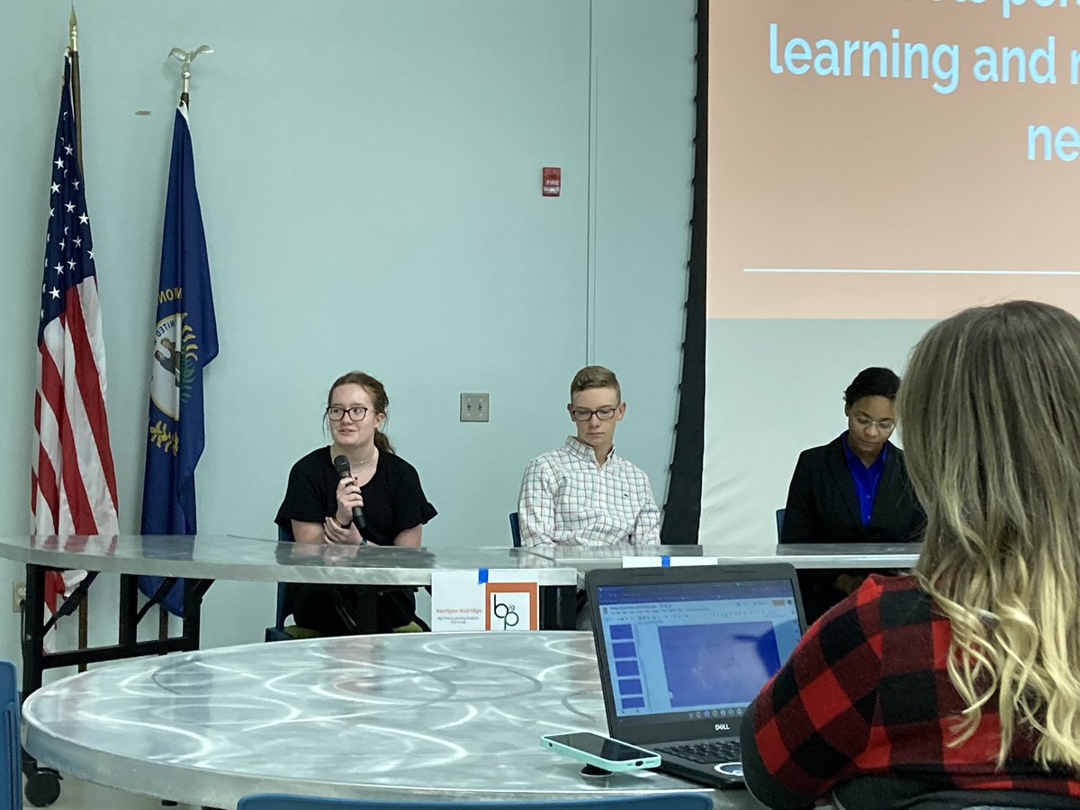 ScbigPicture's tweet photo. Sophomore Scholar, Kerrigan Aldridge, shared about her personalized learning experience @ScbigPicture Learning Academy this morning at the #SCsharefair!!
#studentchoice
#masterylearning
@shelbycountysch 
@dcdlong89 
@Nina9yo https://t.co/20q00eQTyd
