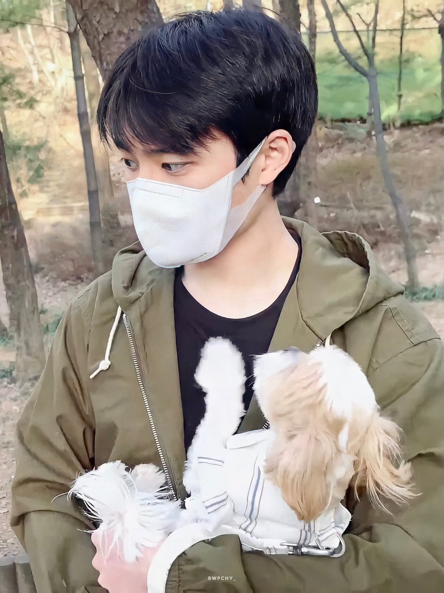 gracedduddu's tweet photo. Kyungsoo in this hair 💘😖 https://t.co/KQ1YkmDJVd