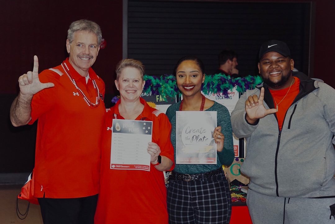 LamarDining's tweet photo. Sharing information about ALL things Lamar Dining at Cardinal View was so much fun today! Buuut, Handing out Mardi Gras beads was the other best thing π #LamarDining #LamarUniversity #cardinalview https://t.co/vbbxxD4bfN