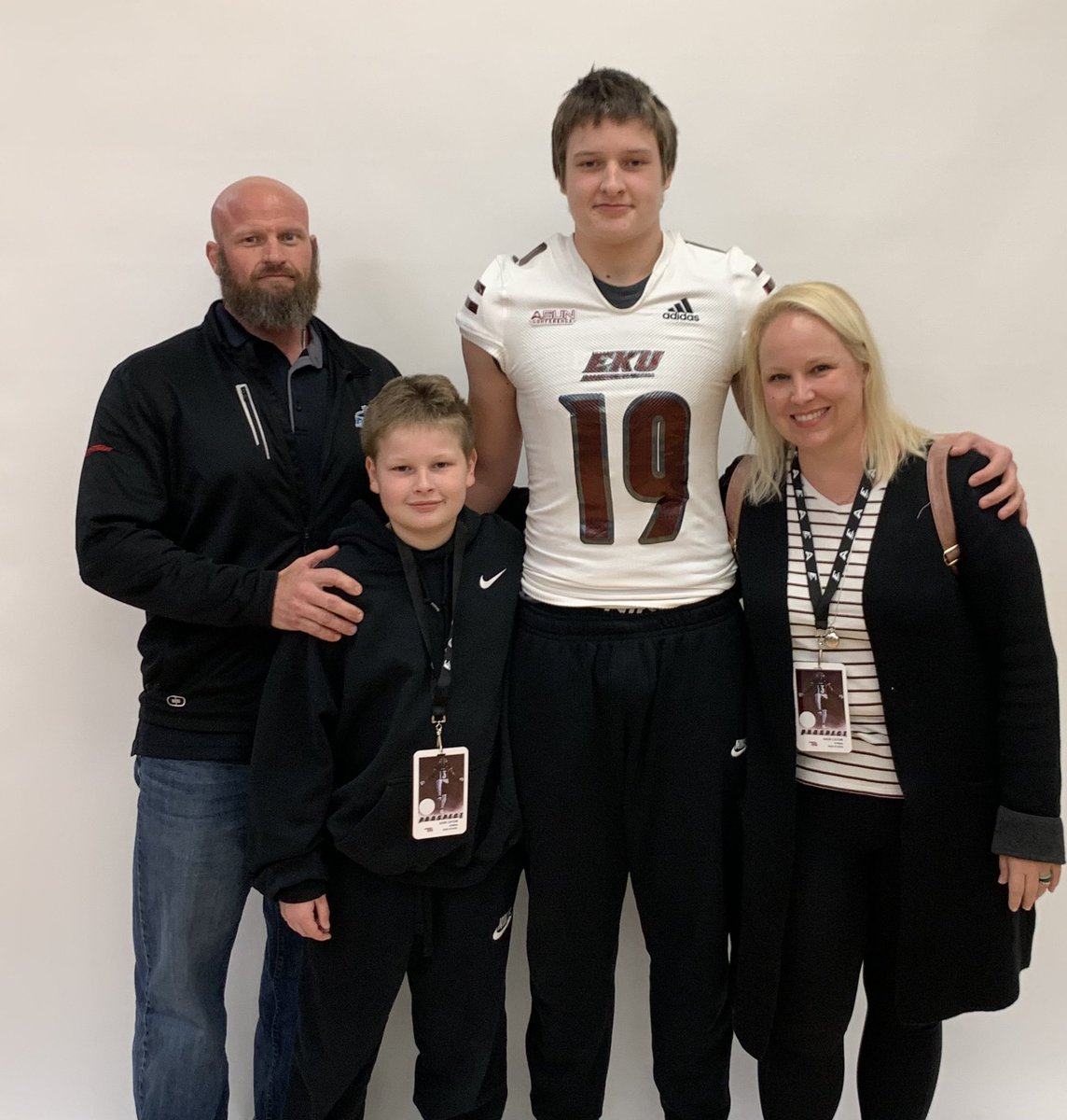 kade_caton's tweet photo. Thank you to @CoachDerekDay @Erik_Losey @CoachKevMac @EKUWWells and @EKUFootball for the invite to Junior Day. Canโt wait to come back this summer for a camp! #colonelsfootball https://t.co/mSfll2ATsh
