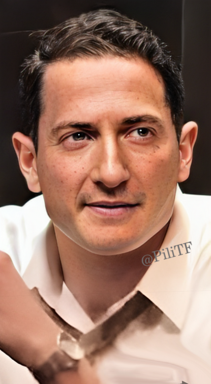 #SashaRoiz as Theo Wexler 'Three Days of Rain'
Portland Center Stage
May/June 2015
#appreciationpost