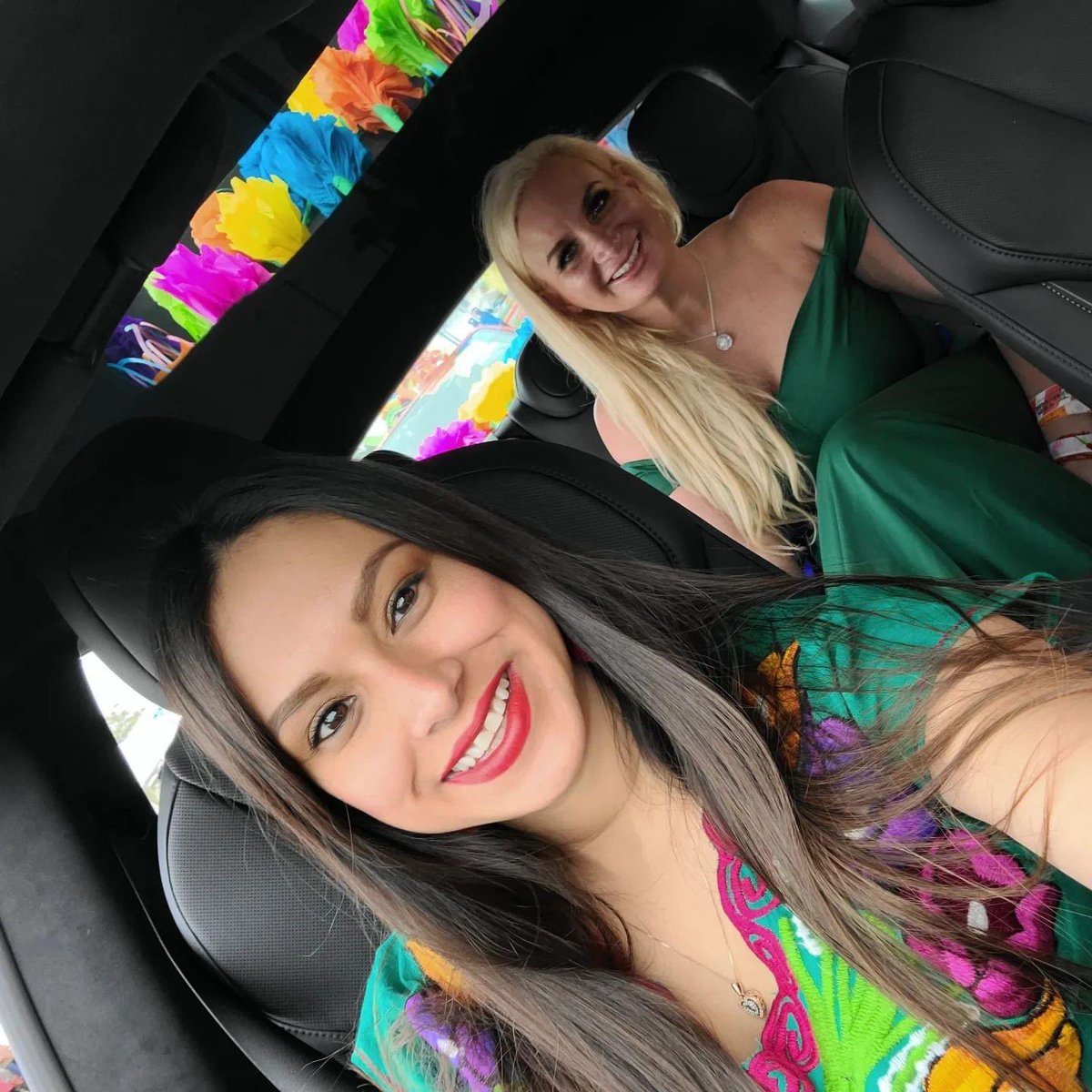 JessicaTetreau's tweet photo. Grateful to have such an amazing friend like @Pattydl04! Thank you for driving me!!! https://t.co/E7ZvWYA6HF