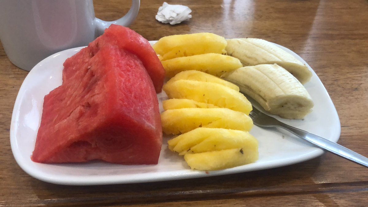 _Fruit_NFT's tweet photo. FRUIT!!!🍓🍎🍋
#NFTs #NFTGiveaway #NFTCollection https://t.co/GkBGk0ckRA