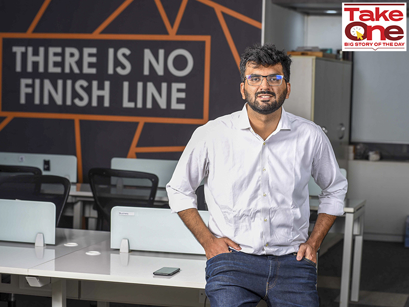 From IIT Kharagpur civil engineering to founder of billion-dollar startup Slice: Rajan Bajaj's story is truly inspiring.

Here's the story👇👇