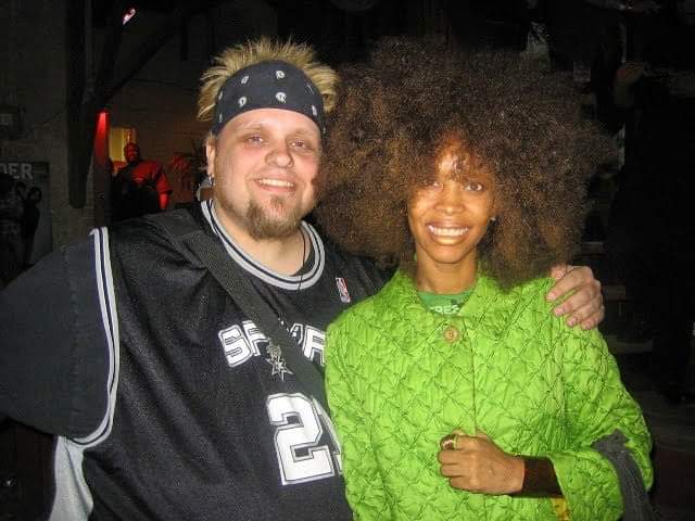 Happy Birthday Erykah Badu aka aka Serra Bellum aka DJ lo down loretta brown aka... 