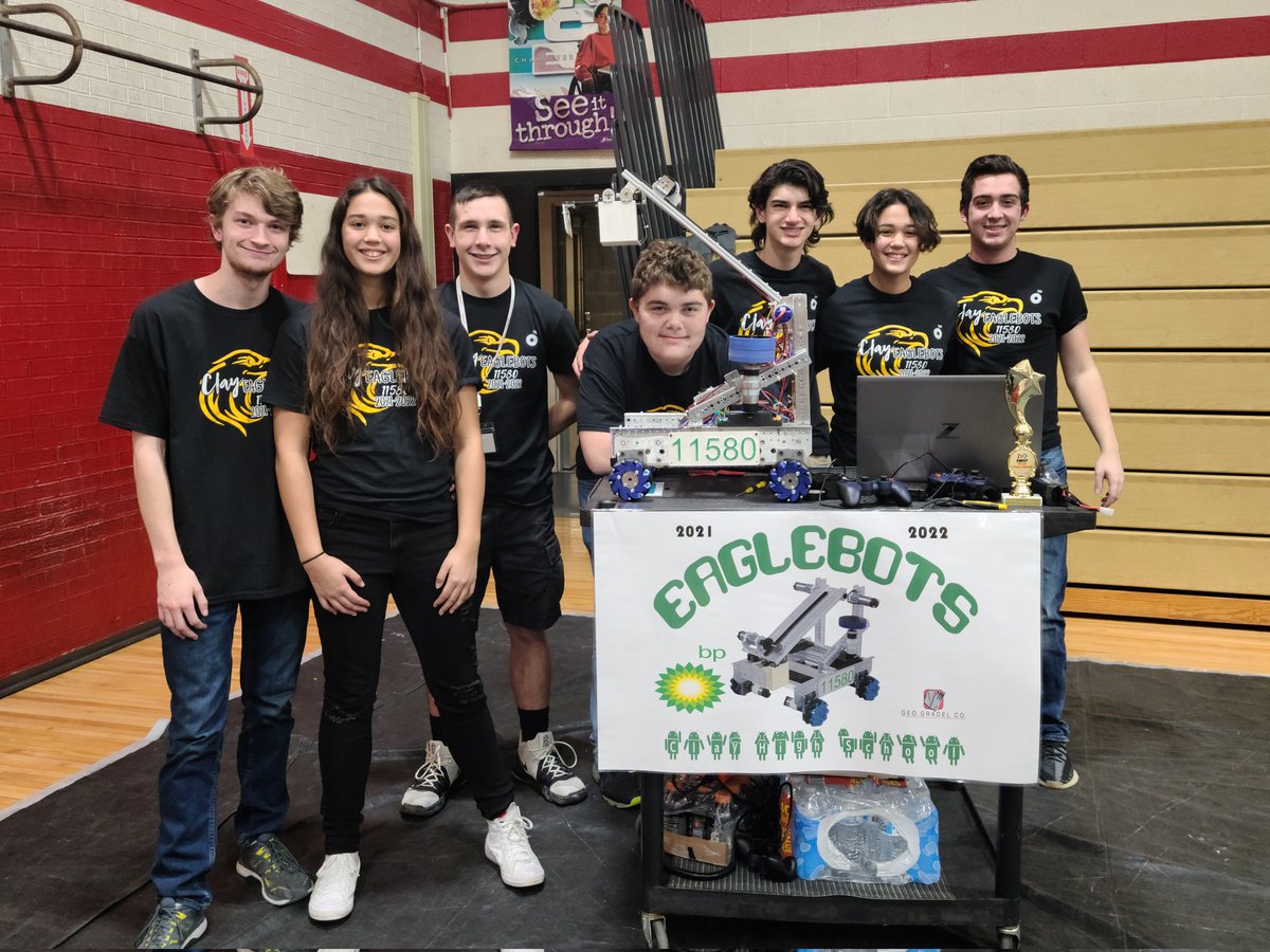 ClayStem's tweet photo. What a rough start today ...to an amazing finish. 👏 . Proud day for Momma Hilde and Uncle Spallino. @ClayHSEagles @Clay_CareerTech https://t.co/eA8hyQNysN