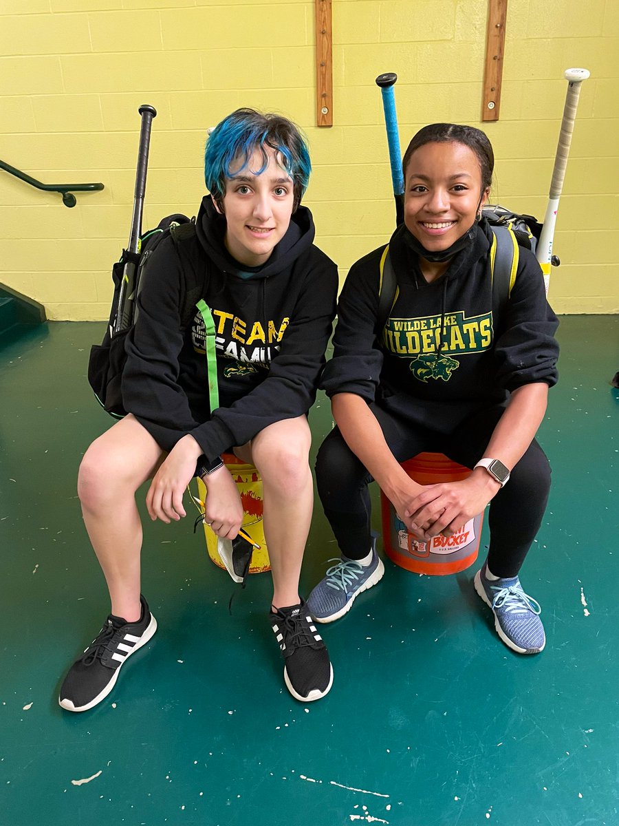 Wilde Lake Softball tweet media