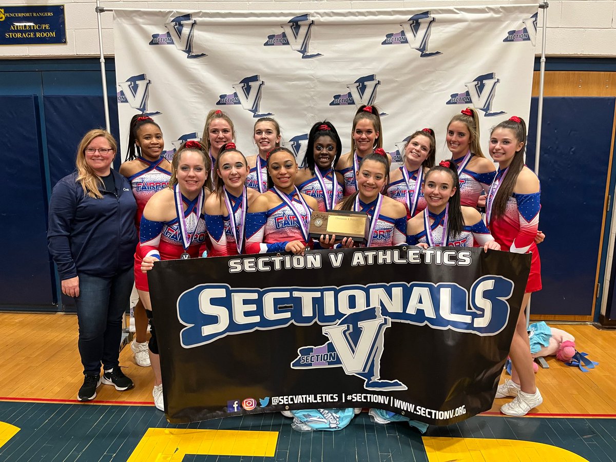 Congrats to the D1 Small Champions <a href="/FCSDSports/">Fairport Athletics</a> <a href="/FCSDtweets/">Fairport Central School District</a> #SectionV #Sectionals