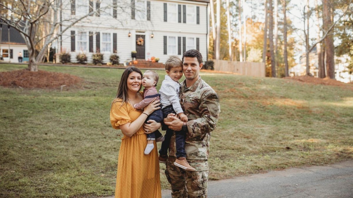 PCSgrades's tweet image. The market place...what is it and how does it affect military orders? ow.ly/Q4lr50I4EcS
#militarylife #pcsing #pcsorders #milspouse